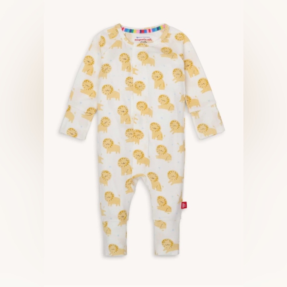 Magnetic Me White and Yellow Lion Print Footie